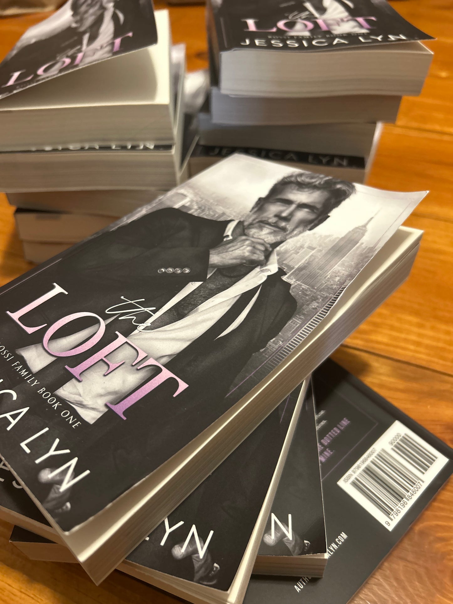*Scratch and Dent* The Loft (Model Cover)